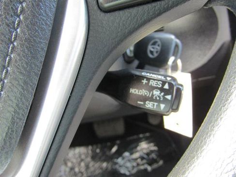 Used 2017 Toyota Corolla LE FWD image 20