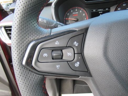 Used 2023 Chevrolet TrailBlazer RS w/ Sun and Liftgate Package FWD image 24