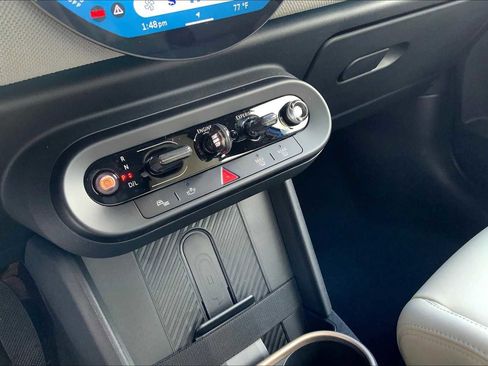 Used 2025 MINI Cooper S image 18