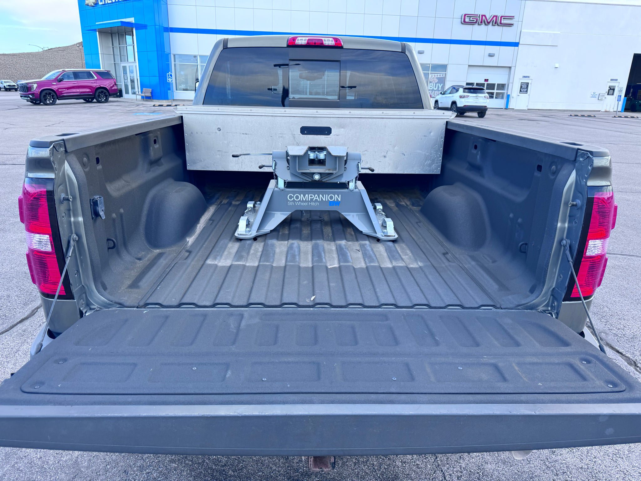 Used 2017 GMC Sierra 2500 Denali w/ Duramax Plus Package AWD/4WD image 12