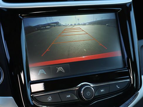 Used 2017 Chevrolet Sonic Premier image 5