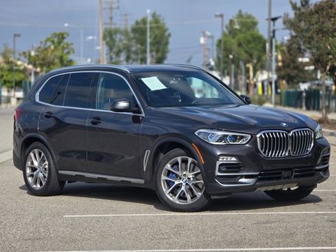 Used 2020 BMW X5 xDrive50i w/ Executive Package AWD/4WD image 14