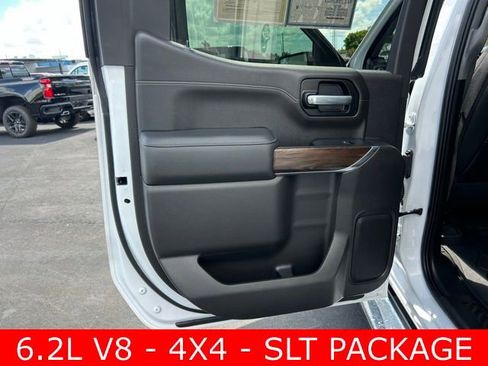 Used 2021 GMC Sierra 1500 SLT w/ SLT Premium Package image 13