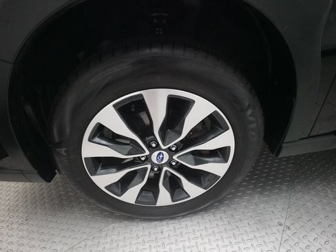 Used 2025 Subaru Outback Limited AWD/4WD image 27
