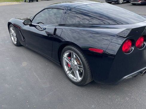 Used 2007 Chevrolet Corvette Coupe RWD image 3