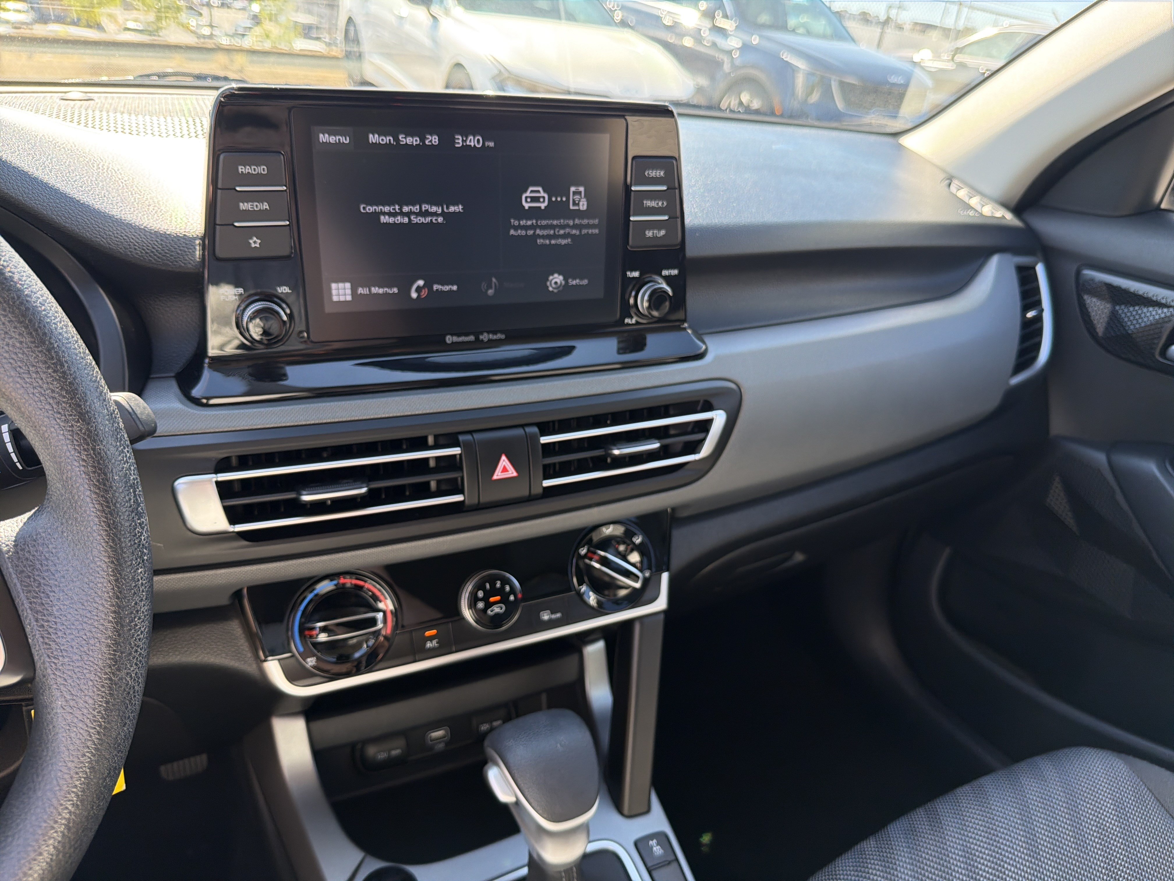 Used 2022 Kia Seltos LX AWD/4WD image 29