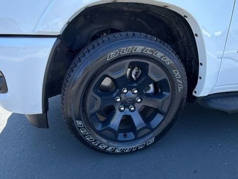 Used 2025 RAM 1500 Big Horn AWD/4WD image 10