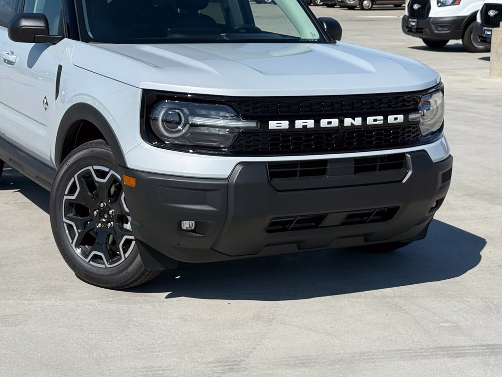 New 2026 Ford Bronco Sport Outer Banks AWD/4WD image 3