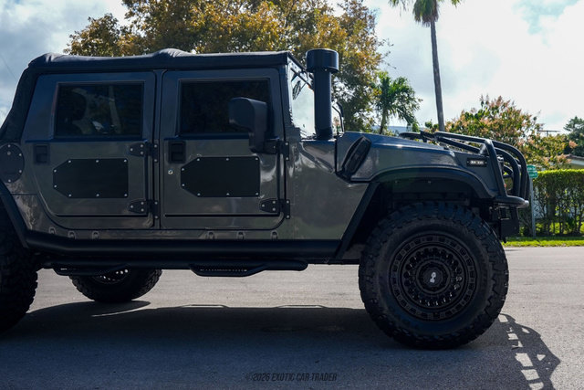 Used 2003 HUMMER H1 4-Door Open Top AWD/4WD image 11