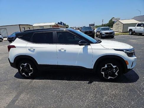 Used 2025 Kia Seltos S FWD image 9