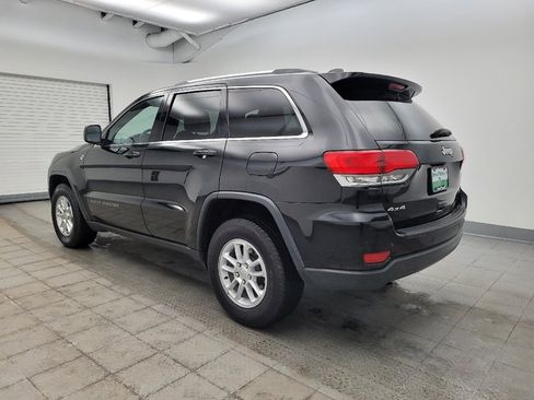 Used 2019 Jeep Grand Cherokee Laredo AWD/4WD image 3