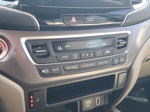 Used 2021 Honda Pilot EX-L image 24