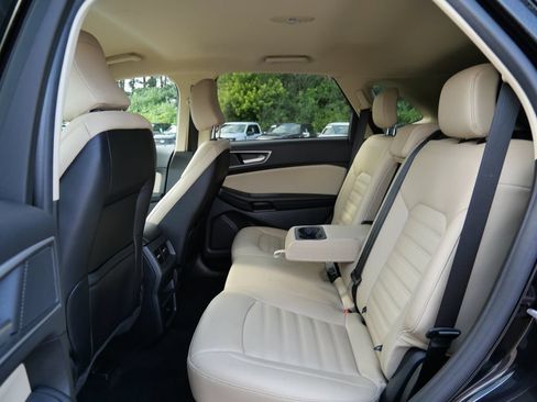 Certified 2024 Ford Edge SEL AWD/4WD image 16