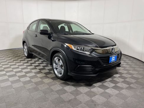 Used 2019 Honda HR-V LX image 2