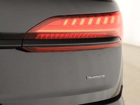 Used 2025 Audi Q7 3.0T Premium Plus image 31