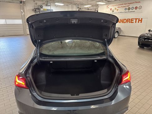 Used 2021 Chevrolet Malibu LT w/ Sport Edition image 24