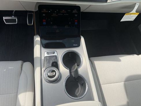 New 2026 Cadillac Vistiq Sport w/ LPO, Floor Liner Package image 17