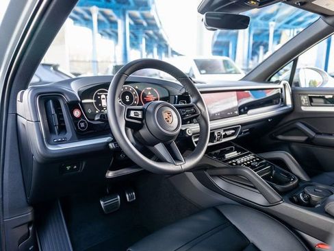 New 2026 Porsche Cayenne S AWD/4WD image 4