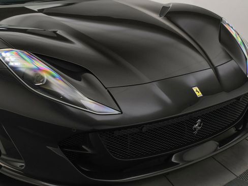 Certified 2021 Ferrari 812 GTS image 25