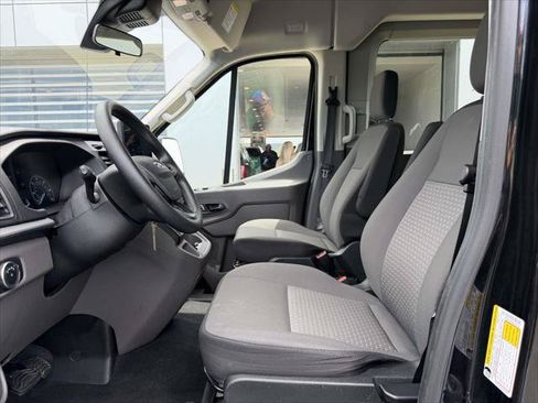 Used 2024 Ford Transit 350 XLT RWD image 21