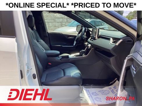 Used 2020 Toyota RAV4 XSE w/ Carpet Mat Package AWD/4WD image 14