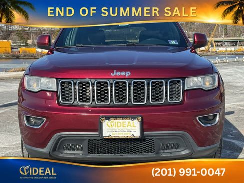 Used 2017 Jeep Grand Cherokee Laredo w/ Quick Order Package 23E AWD/4WD image 2