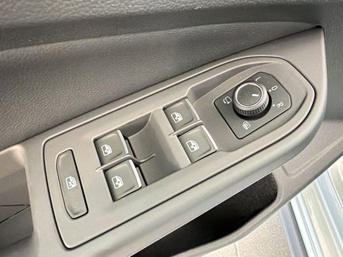 New 2026 Volkswagen GTI SE FWD image 13