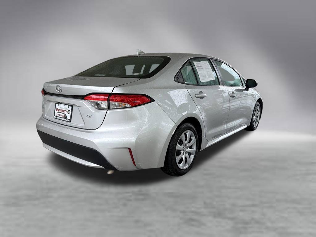 Used 2021 Toyota Corolla LE w/ Carpet Mat Package (TMS) FWD image 3
