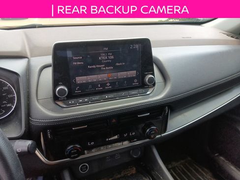 Used 2022 Nissan Rogue SV FWD image 13