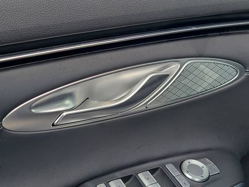 Used 2025 Genesis GV70 2.5T AWD/4WD image 15