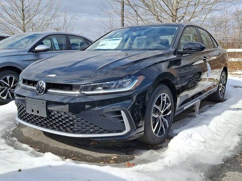 New 2026 Volkswagen Jetta SE image 1