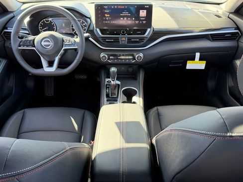 New 2026 Nissan Altima 2.5 SR FWD image 24