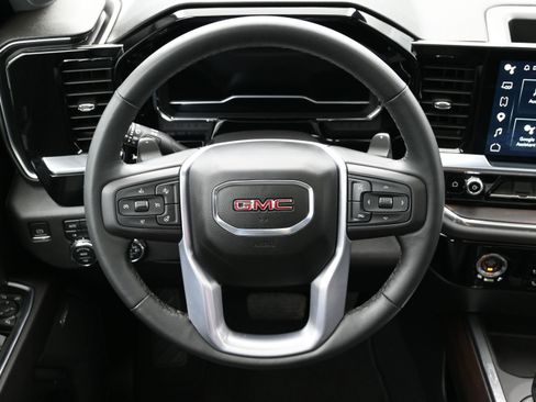 Used 2023 GMC Sierra 1500 SLT w/ SLT Premium Package AWD/4WD image 15