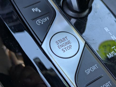 Used 2022 BMW X3 sDrive30i w/ Convenience Package image 30