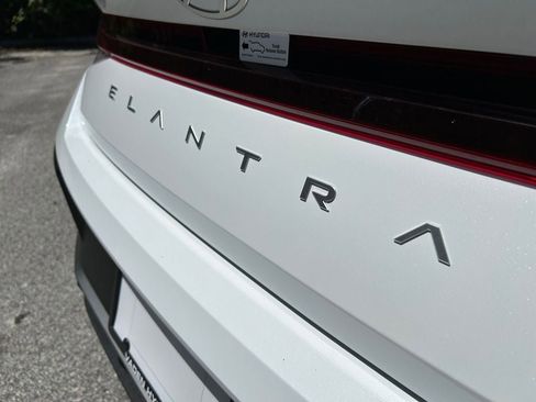 New 2025 Hyundai Elantra Sport image 7