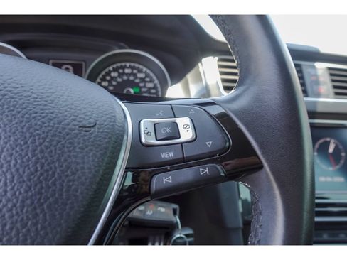 Used 2019 Volkswagen Golf Alltrack S AWD/4WD image 17