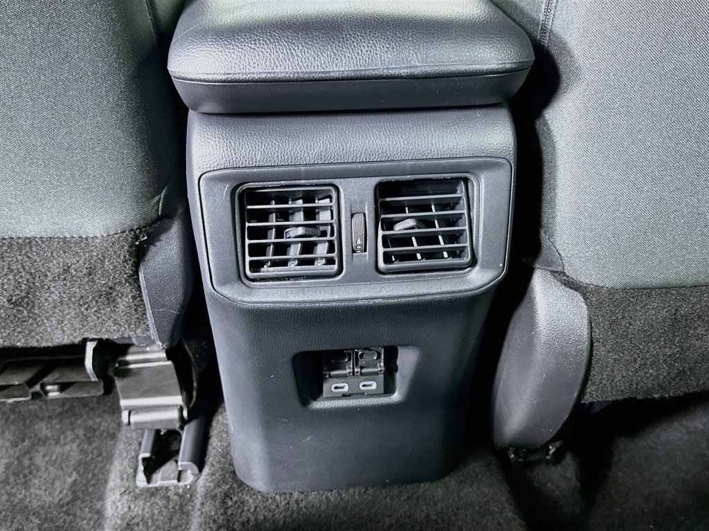Certified 2025 Toyota RAV4 XLE FWD image 25