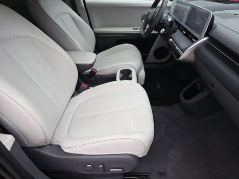 Certified 2024 Hyundai Ioniq 5 Limited RWD image 13