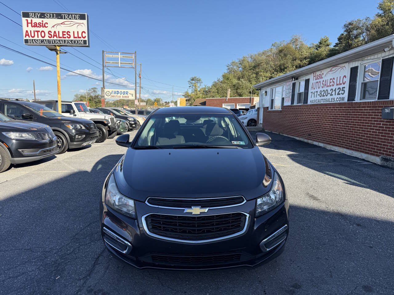 Used 2015 Chevrolet Cruze LT FWD image 3