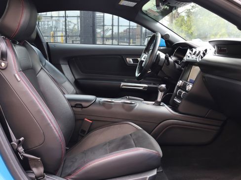 Used 2022 Ford Mustang GT Premium w/ GT Performance Package RWD image 15