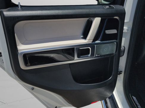 Certified 2019 Mercedes-Benz G 63 AMG 4MATIC image 7