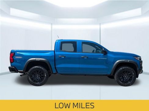 Used 2023 Chevrolet Colorado Trail Boss w/ Advanced Trailering Package AWD/4WD image 8