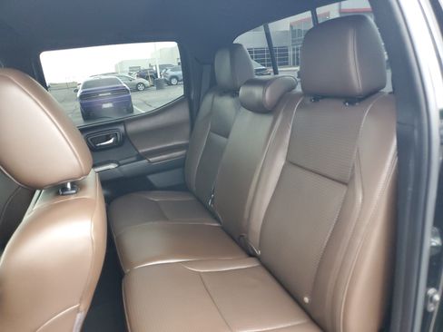 Certified 2023 Toyota Tacoma Limited AWD/4WD image 13