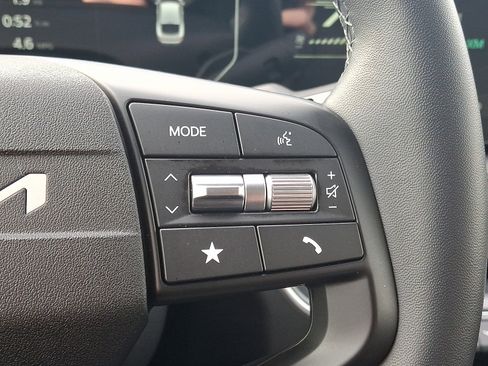 Used 2025 Kia K4 EX image 21