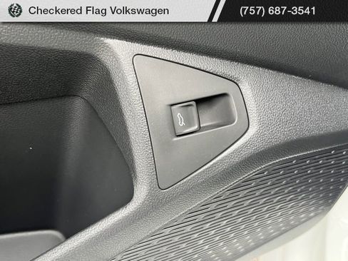 New 2026 Volkswagen Jetta SE image 29