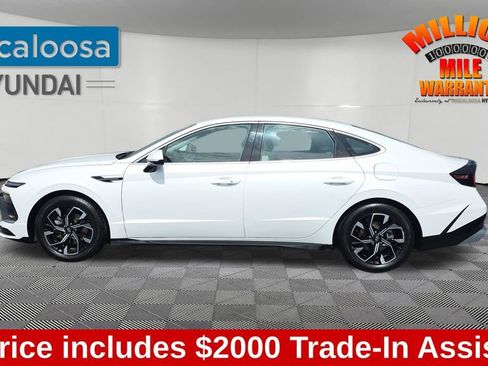 Used 2025 Hyundai Sonata SEL FWD image 4