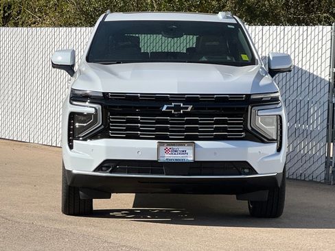 New 2026 Chevrolet Suburban High Country image 6