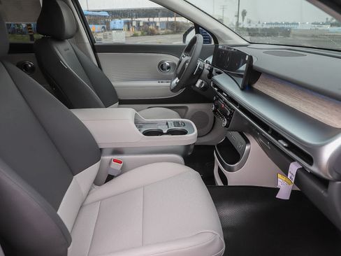 New 2026 Hyundai Ioniq 9 SEL AWD/4WD image 22