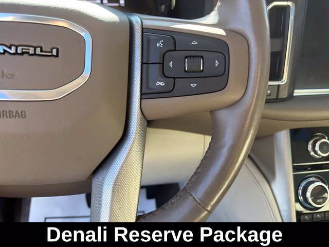 Used 2023 GMC Yukon XL Denali w/ Denali Reserve Package AWD/4WD image 21
