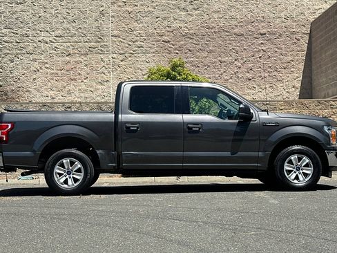 Certified 2018 Ford F150 XLT RWD image 2